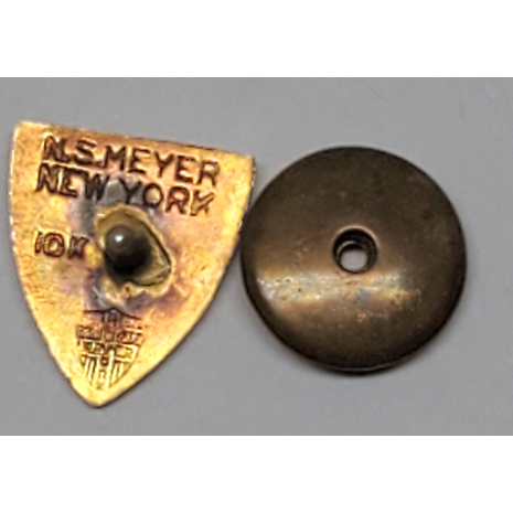 Vintage WW2 United States Military Academy West Point Cadet Crest Pin