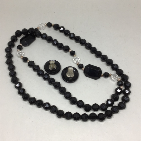Vintage 1950s Faceted Lucite Black and Clear Bead Necklace and Earring Set