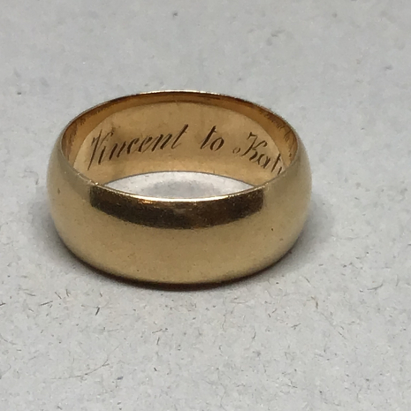 VINTAGE 18K YELLOW GOLD, 6.67 GRAMS, 1/4" WIDE, ENGRAVED "VINCENT TO KATIE" WEDD