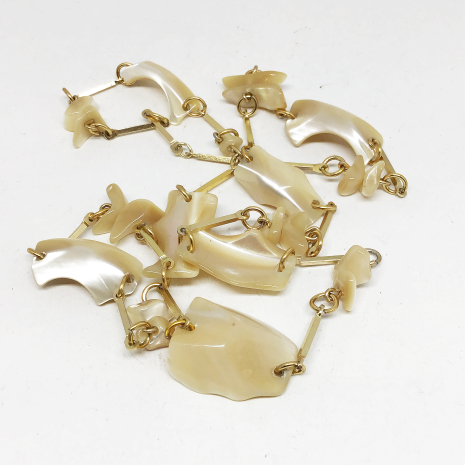 Vintage Chunky Mother of Pearl Icicle Chain 24" Necklace Vintage Chunky Mother of Pearl Icicle Chain 24" Necklace
