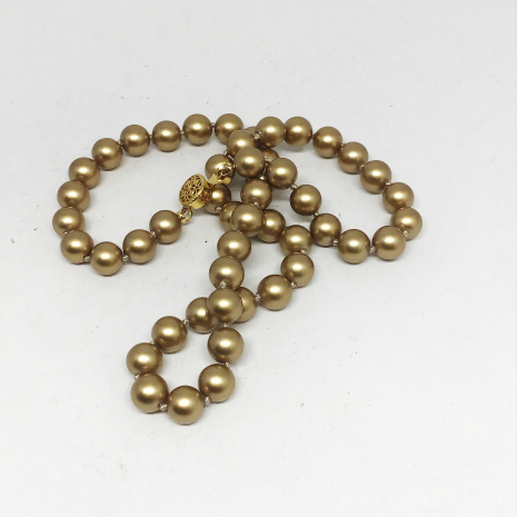 Stunning Gold Color Faux Pearl Necklace.