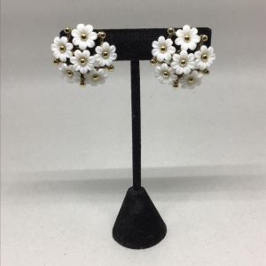 Vintage Featherlite White Molded Plastic Flower Bouquet Earrings