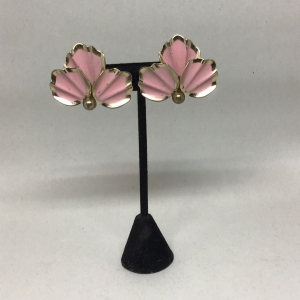 Vintage Pink Enamel Ginko Flower Earrings 