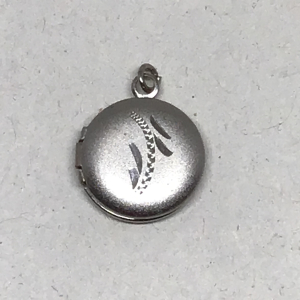 Vintage Brushed Silver-Tone Engraved Photo Locket.