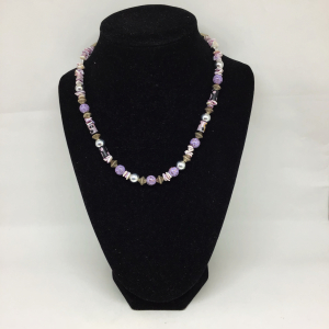 Vintage 1970s Lavender and Lilac Art Bead Puka 16" Choker Necklace