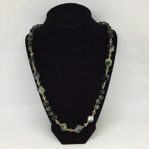 Vintage Marbled Faux Jade Acrylic Bead Necklace